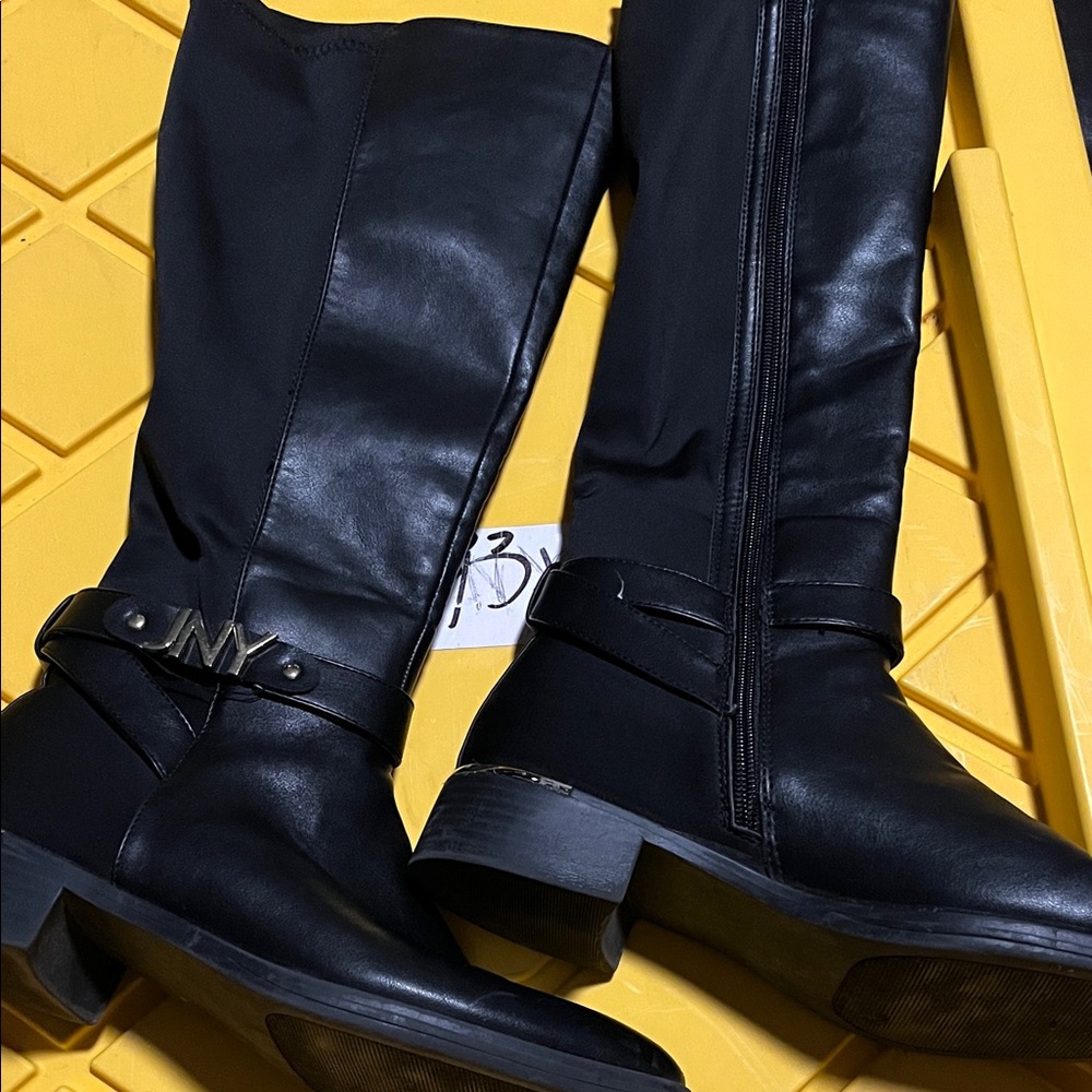 JNY Black  low Heeled Boots with Gold Accent size 8 in pretty good condition.